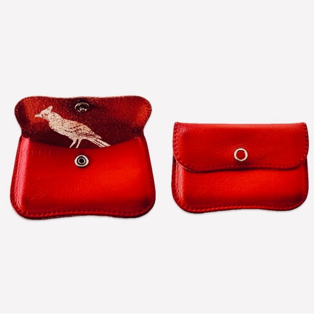 EUC Keccie ‘Mini Me’ (European)  Genuine Leather Card Wallet Rare Bird Edition.
